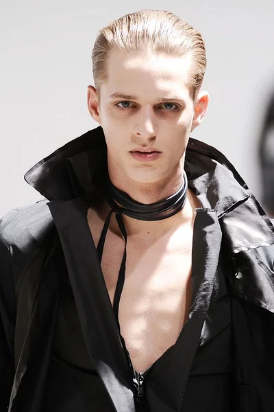 Look 20